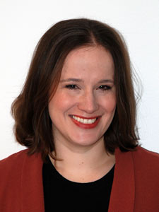 Viola NähseFirst author
